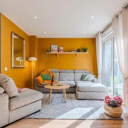 Zephyr By Kleidos- 15min! 3 Chambres, 2 Terrasses, 2 Parkings, 2 Salles De Bain דירה